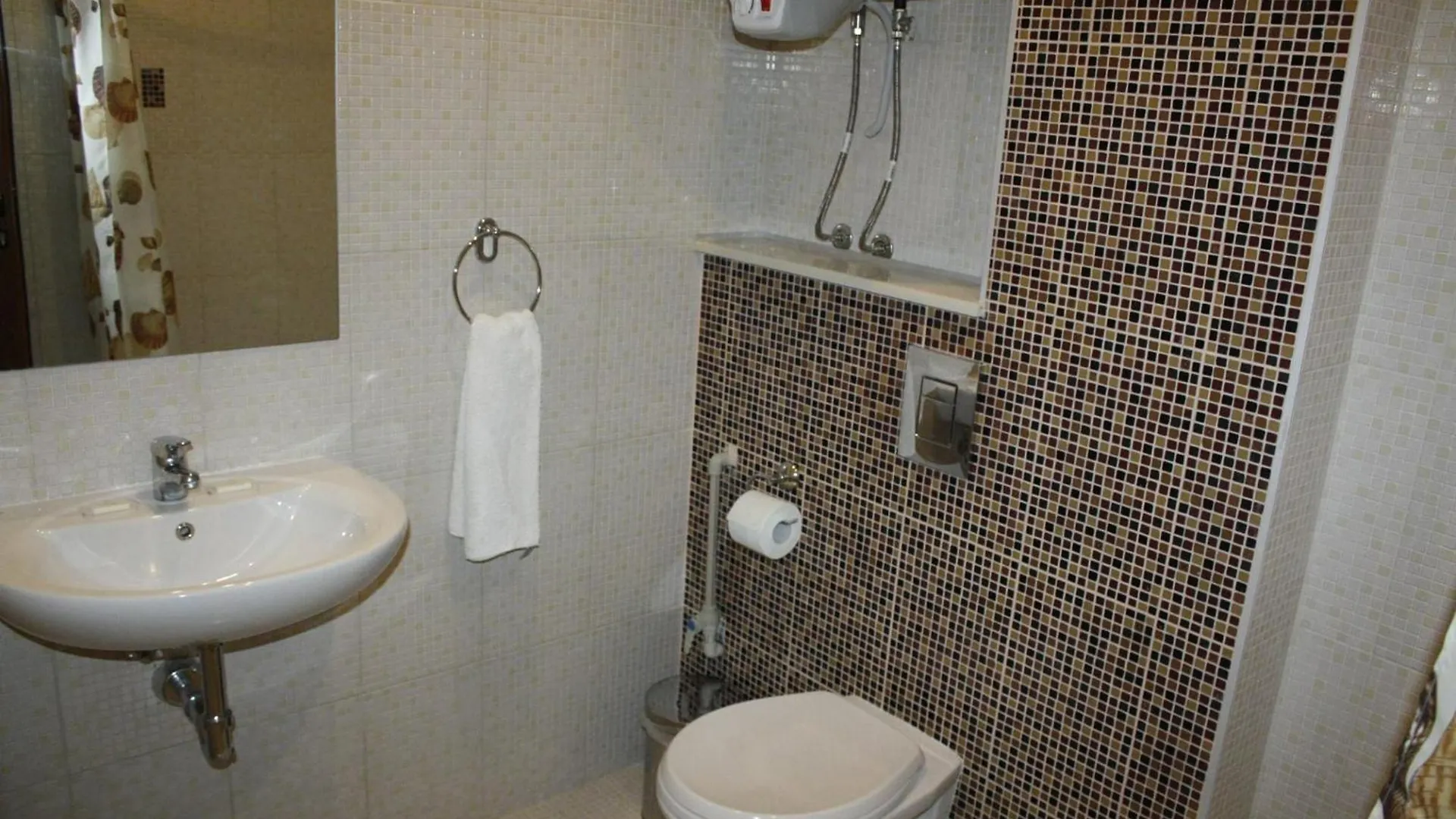 Golden House Apartments 골든샌드