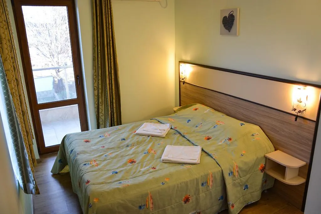 Golden House Apartments 골든샌드